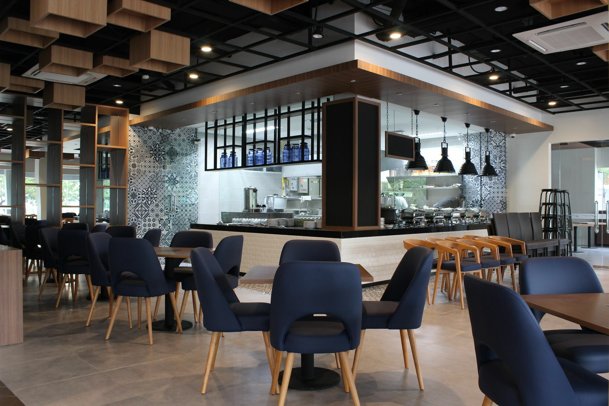 Opi Indah Hotel Palembang Exterior photo